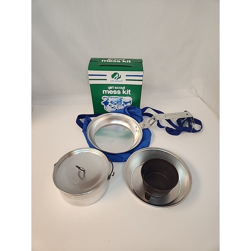 Girl Scouts Camping Mess Kit 5 Piece Aluminum Kit With Blue Case Made In USA